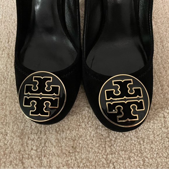 Tory Burch Women’s Maddie Pump Kid Suede Size 9 Black - Picture 7 of 10